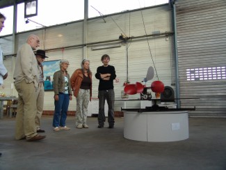 visitors with windkinetic object Sysiphos by Bernward Frank (right)